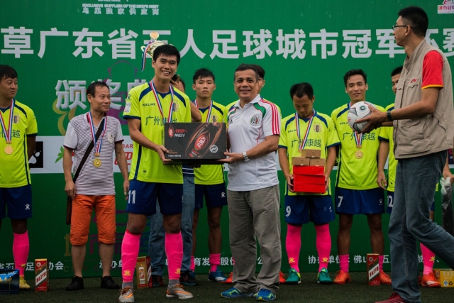 K联赛激战：光州FC以4-3战胜蔚山现代，进球连连无效引争议